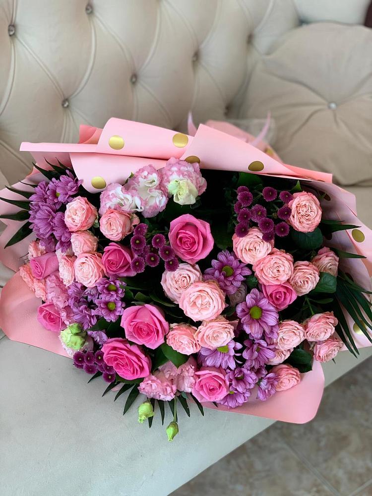 Букет цветов из: Хризантемы, Розы и Лизиантусы в Кузяево