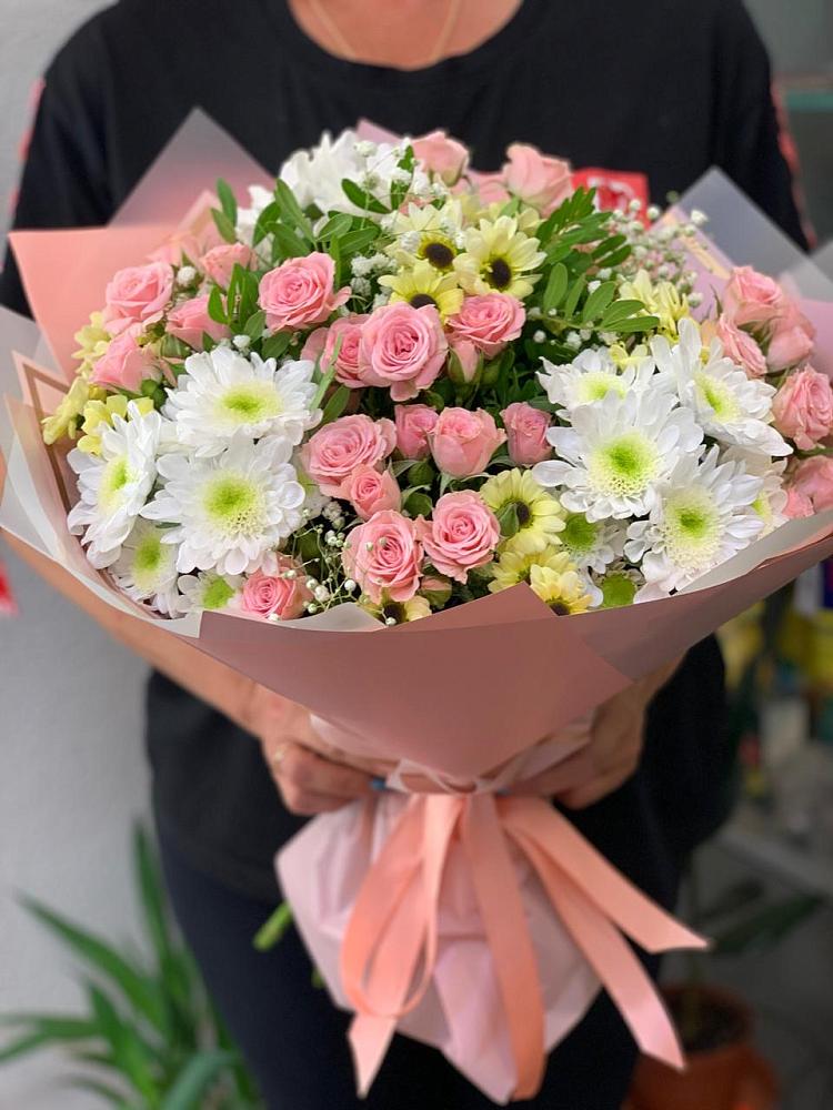 Букет цветов из: Розы и Хризантемы в Кузяево