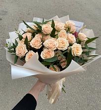 Букет Кремовые розы Латте в Кузяево