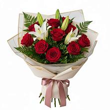 Букет цветов из:  Лилии и Розы в Кузяево