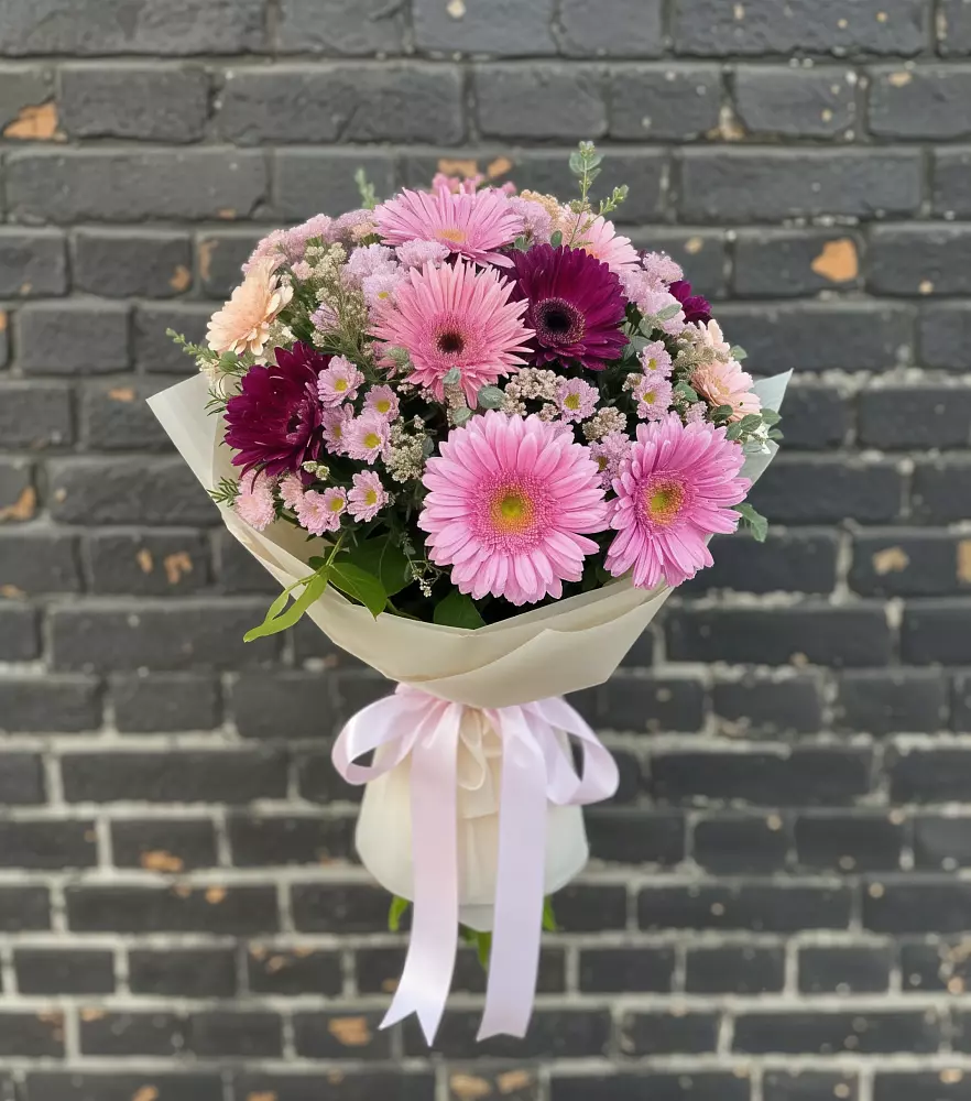 Букет цветов из: Герберы и Хризантемы в Кузяево