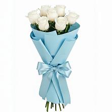 Букет 7 белых роз Проуд в Кузяево