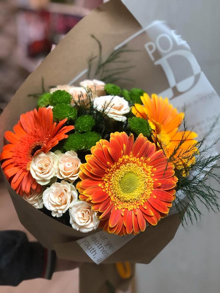 Букет цветов из: Герберы, Хризантемы и Розы в Кузяево