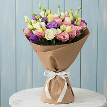 Букет цветов из:  Лизиантусы в Кузяево