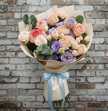Букет цветов из:  Розы, Лизиантусы и Гвоздики #REPLACE_PRED# Кузяево