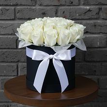 Цветочная композиция из Розы в шляпной коробке #REPLACE_PRED# Кузяево