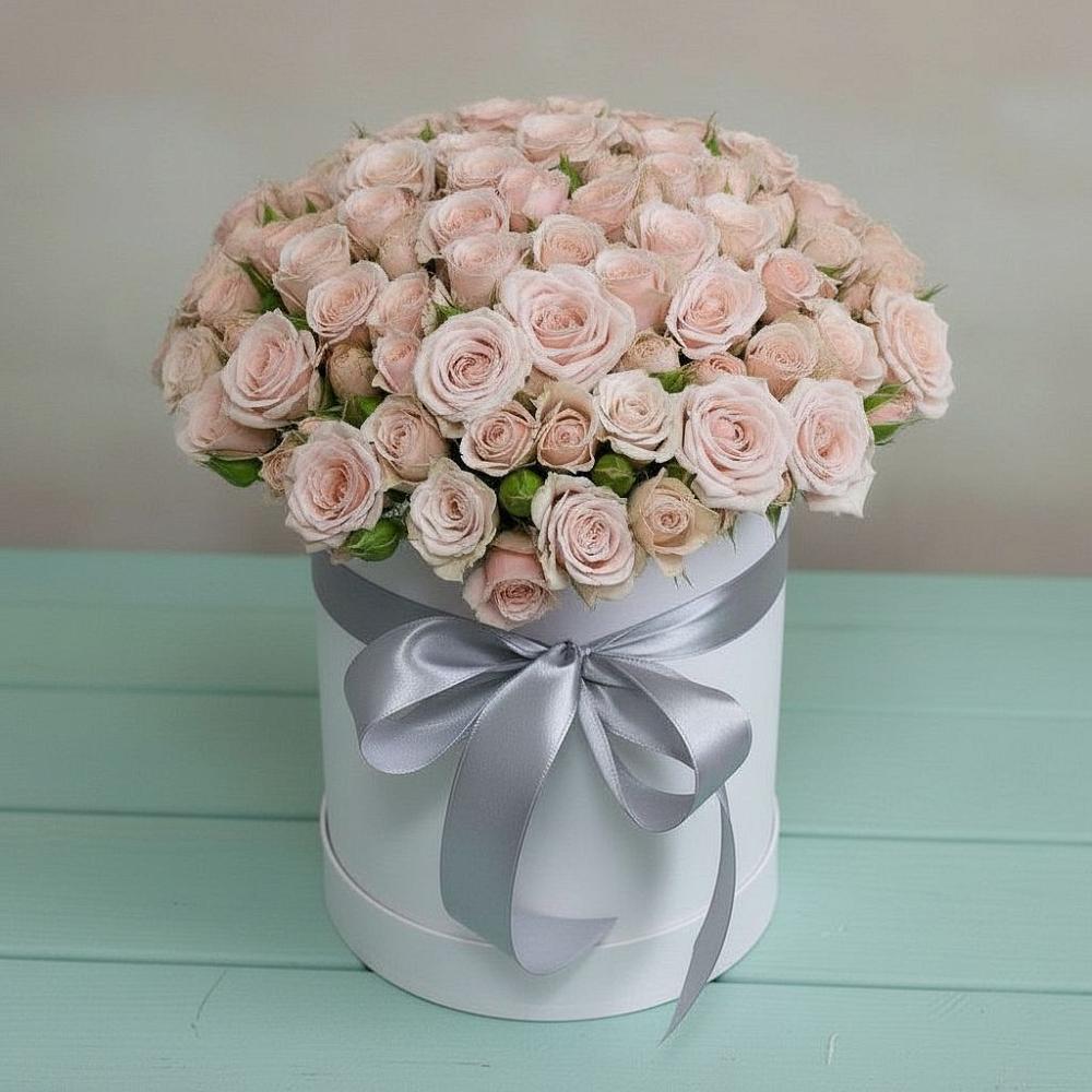 Цветочная композиция из Розы в шляпной коробке в Кузяево