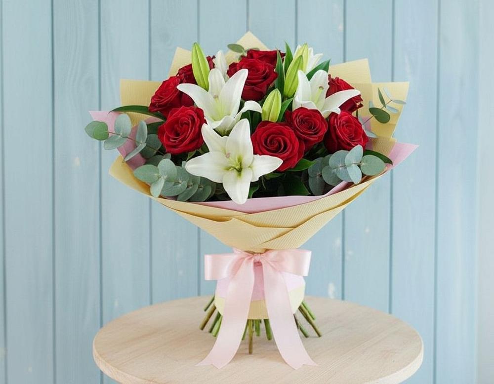 Букет цветов из: Лилии и Розы в Кузяево